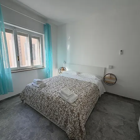 Mood Guest house Naples